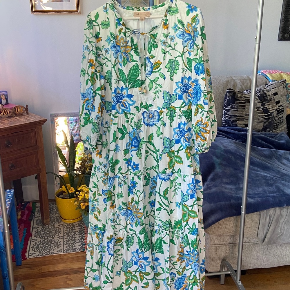 Philosophy Blue, Green & Cream Floral Long-Sleeve Tiered Midi Dress